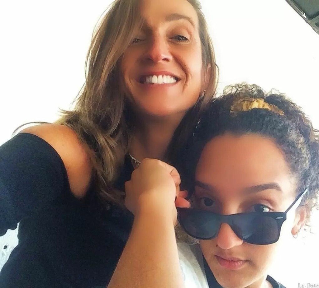 Nahomy Profile image 4