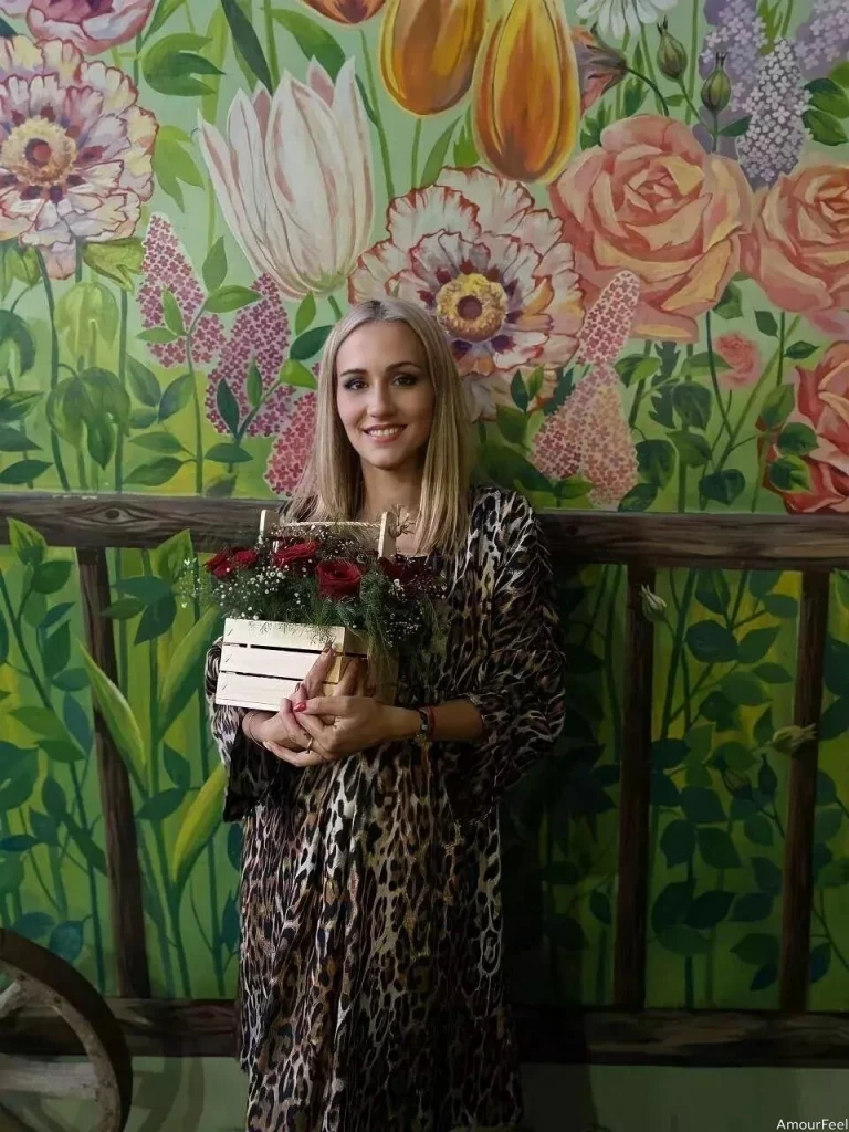 Iana Profile image 6