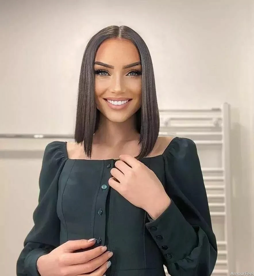 Mihaela Profile image 5