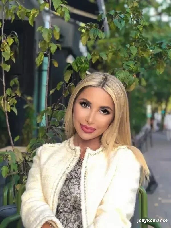 Svetlana Profile image 5