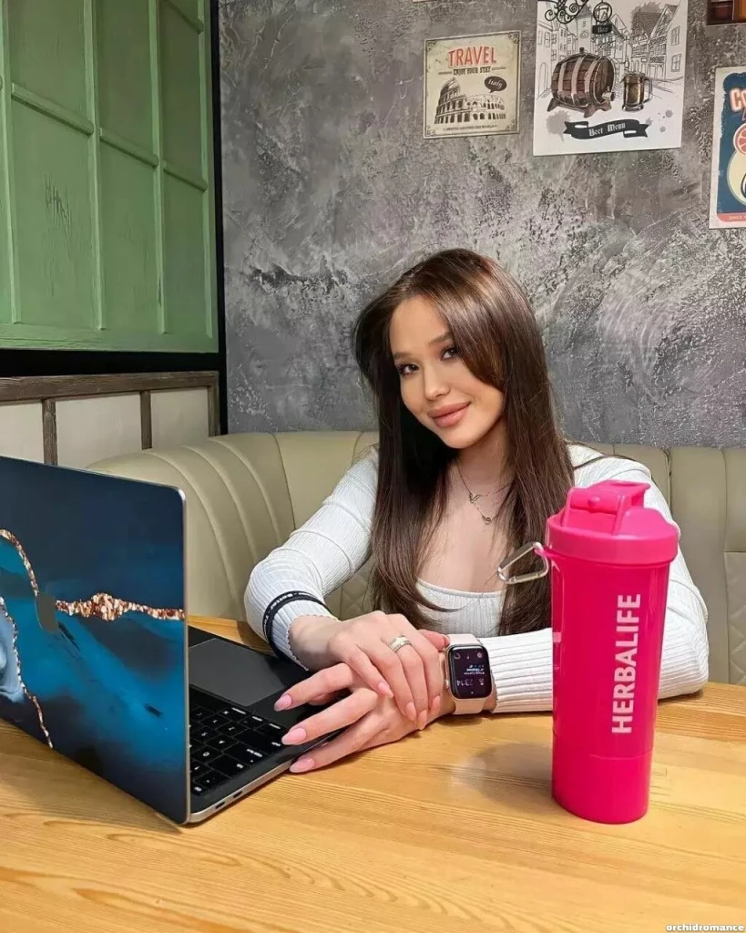 Yelena Profile image 3