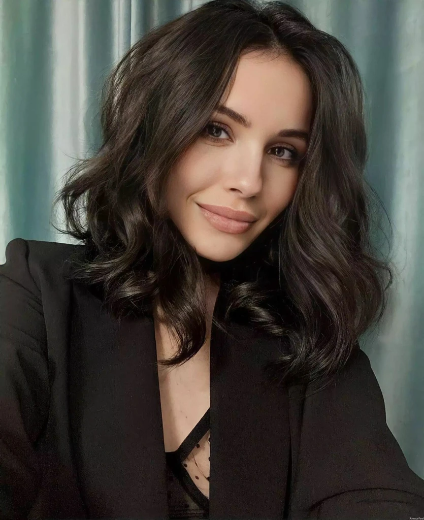 Alexsandra Profile image 6