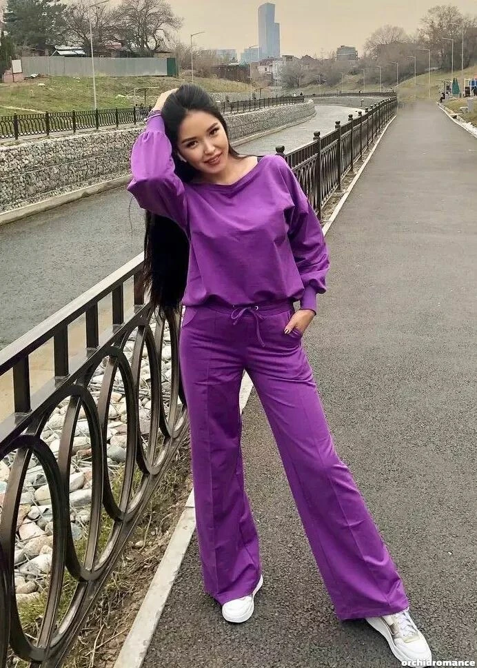 Dinara Profile image 4