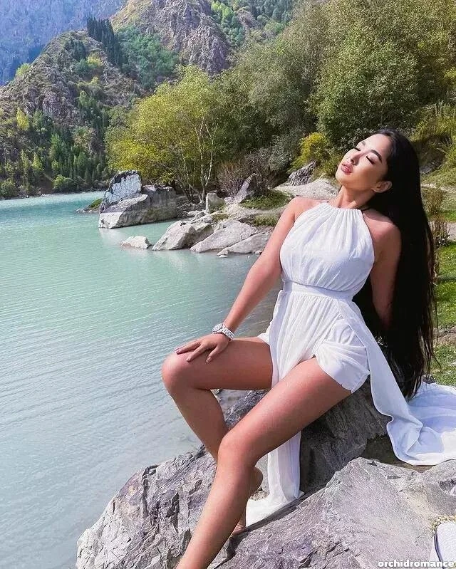 Dinara Profile image 3