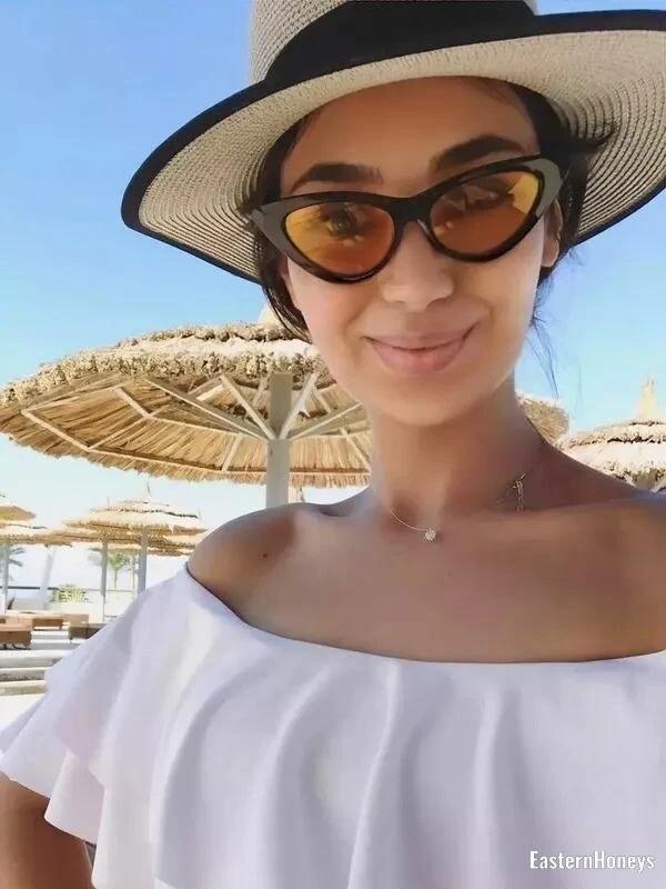 Olga Profile image 5