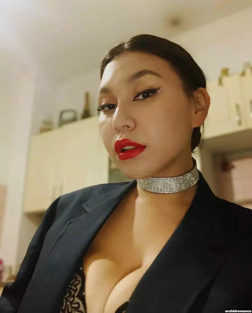 Violetta Profile image 1