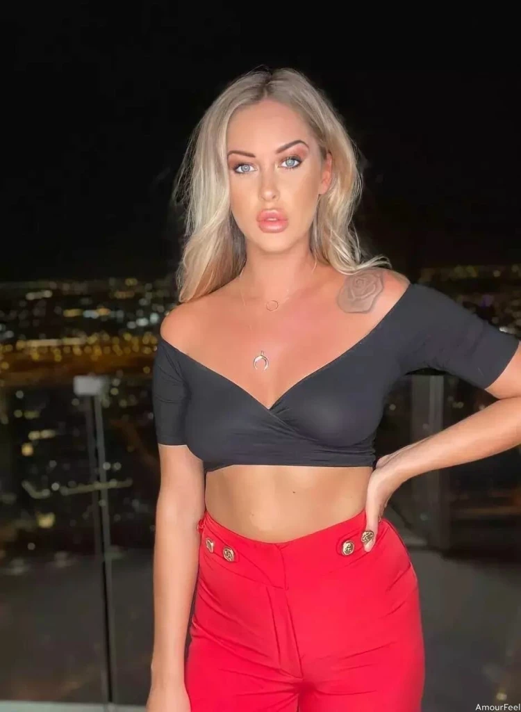 Olesya Profile image 2