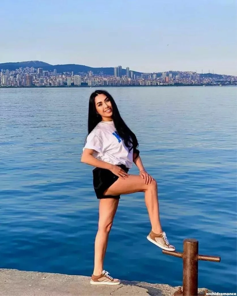 Veronika Profile image 4