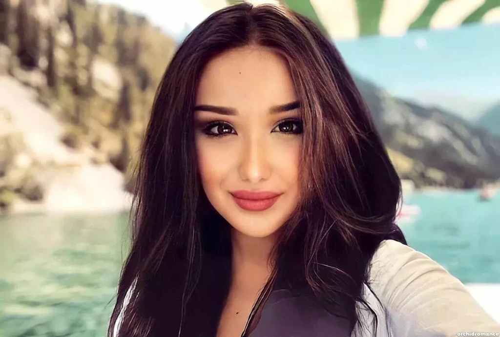 Gulkhan Profile image 6