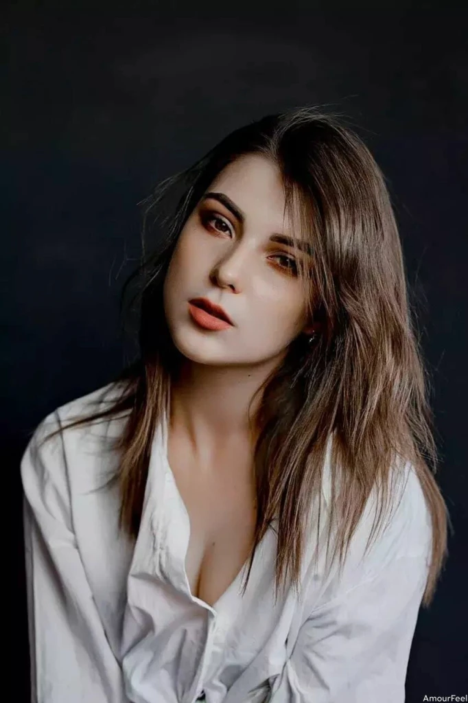 Cristina Profile image 3