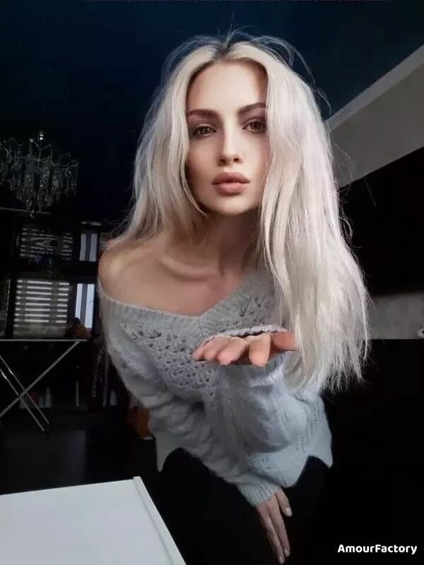 Anna Profile image 4