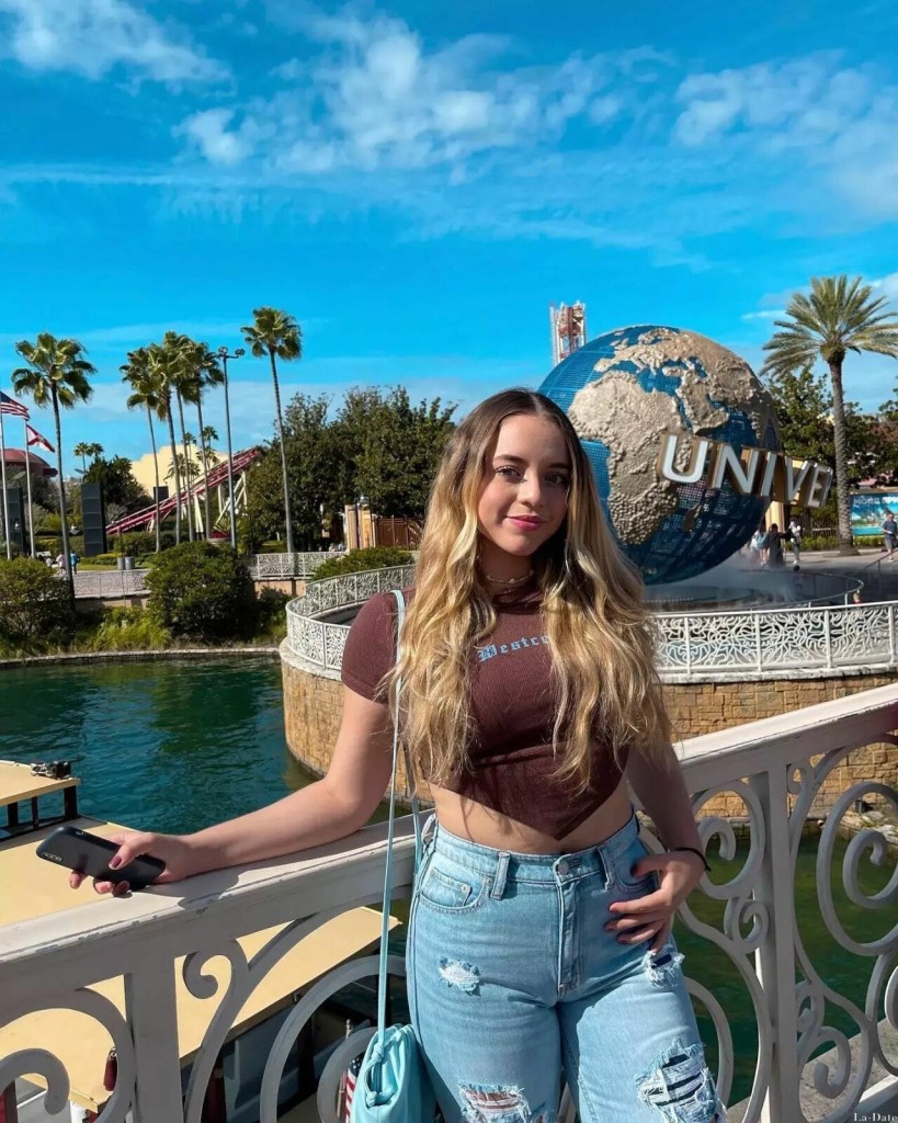 Paloma Profile image 1