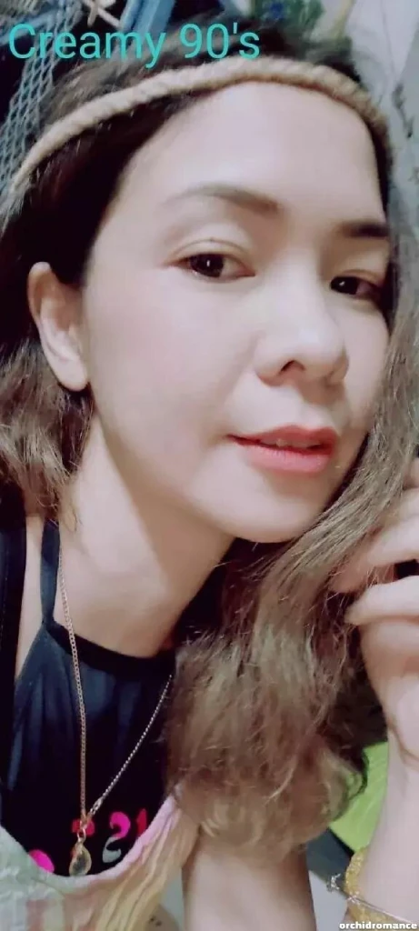 Amornrat Profile image 4