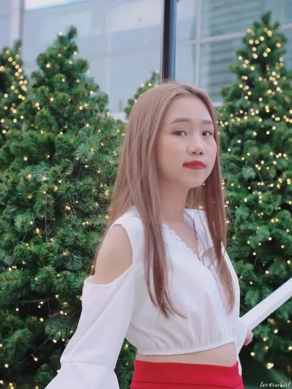 Suphatsorn Profile image 3