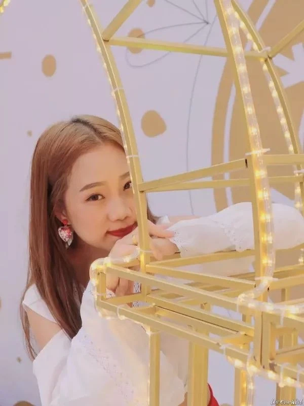 Suphatsorn Profile image 2