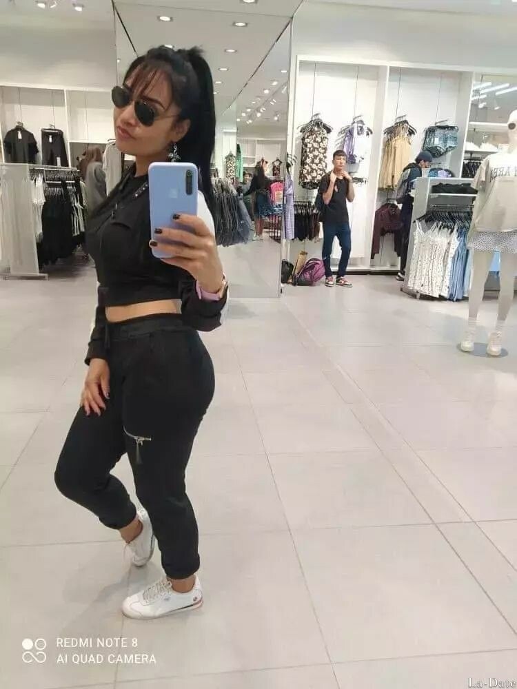 Paula Profile image 6