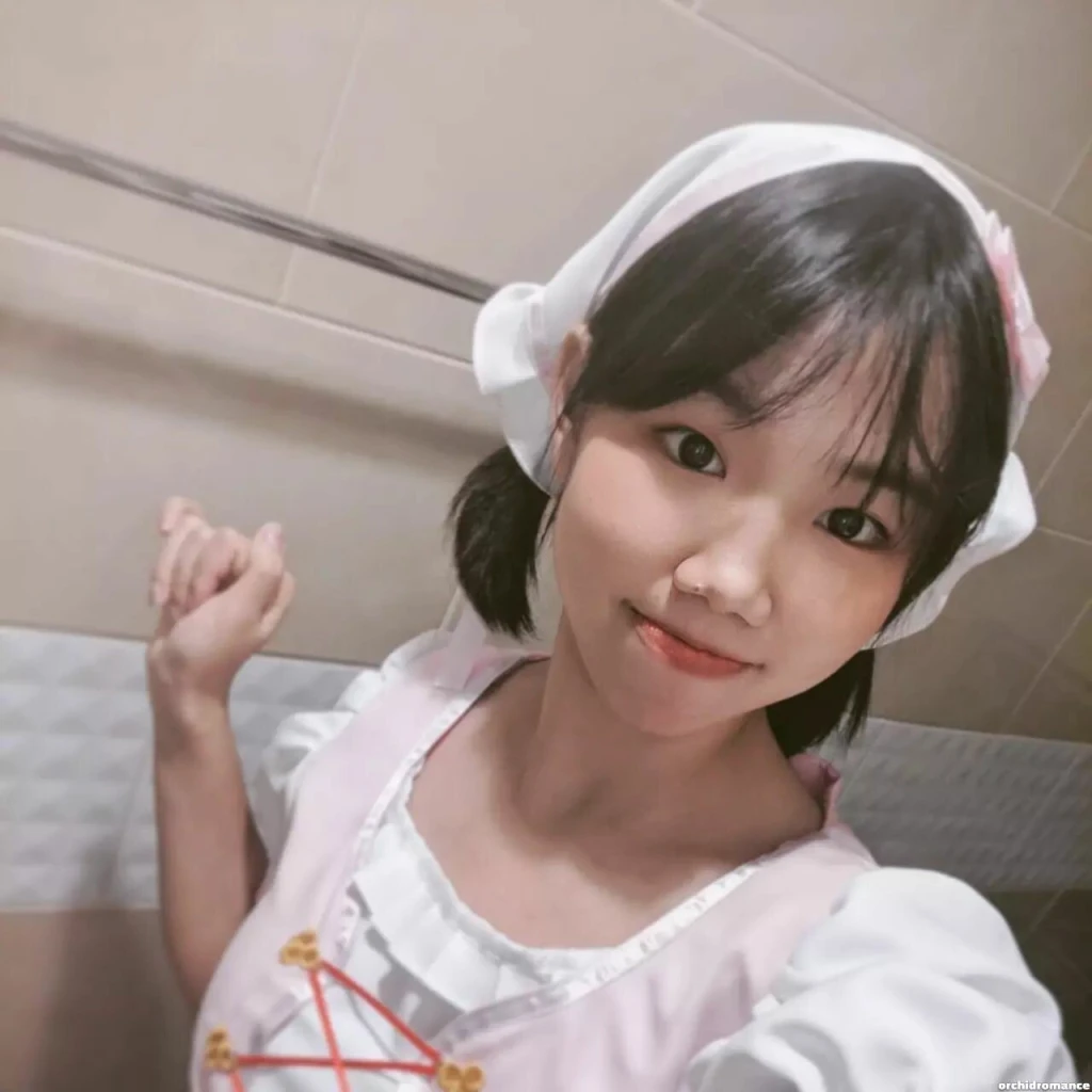 Sara Profile image 4