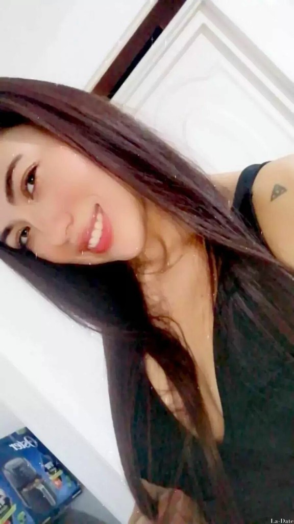 Adriana Profile image 2