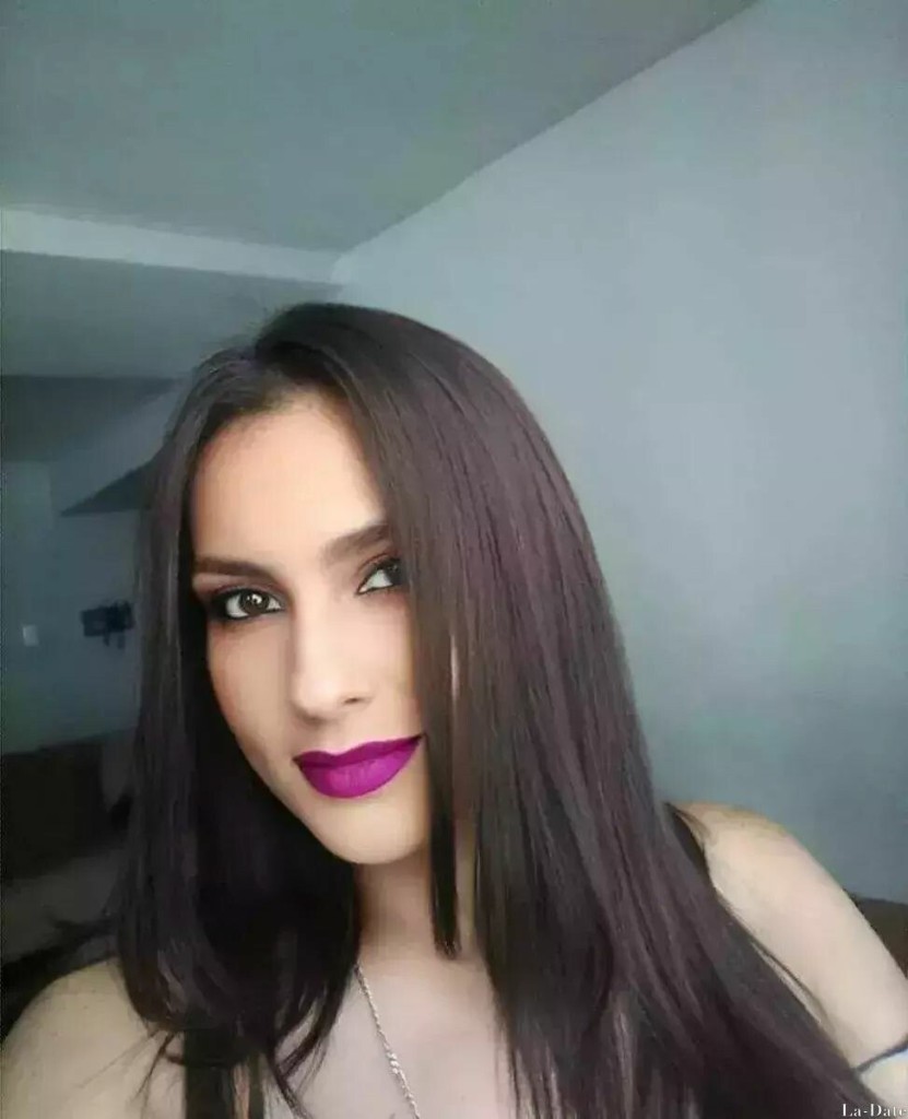 Sandra Profile image 1