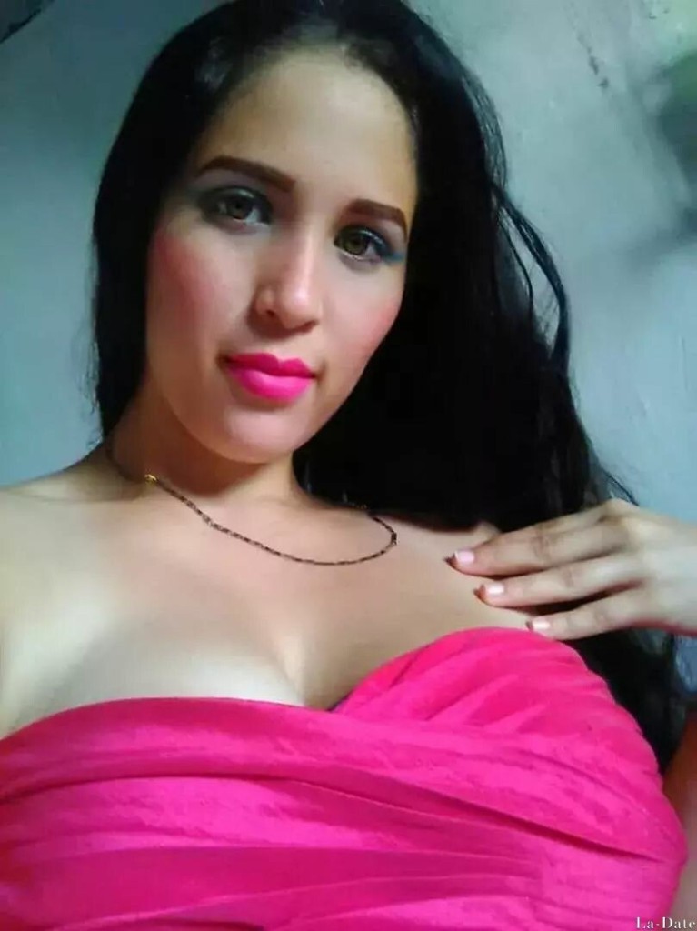 Paula Profile image 4