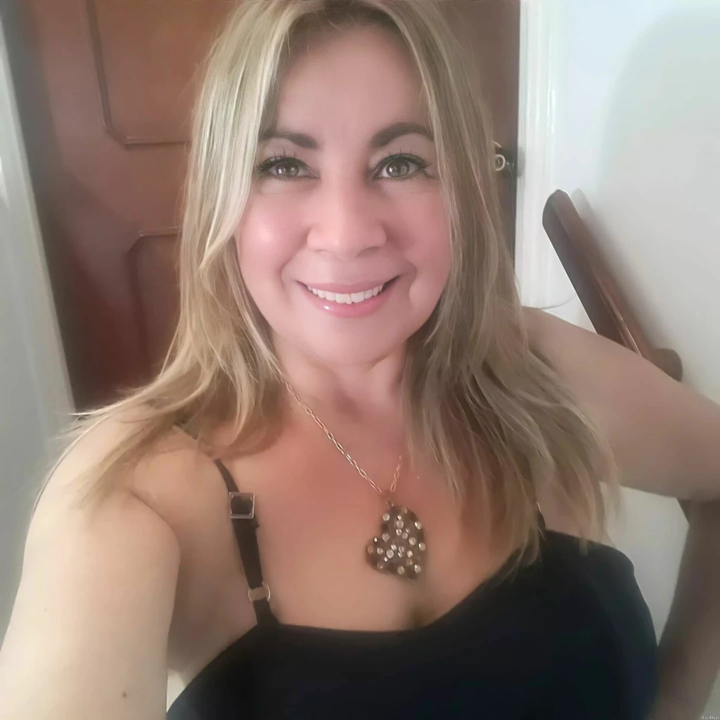 Yelitza Profile image 2