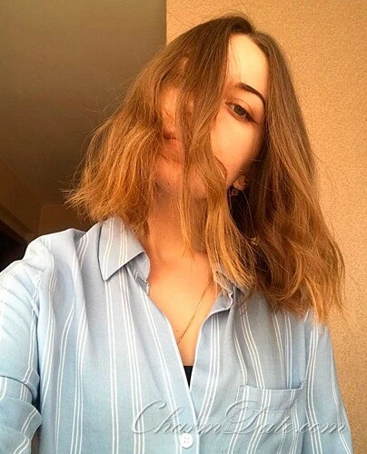 Anna Profile image 2