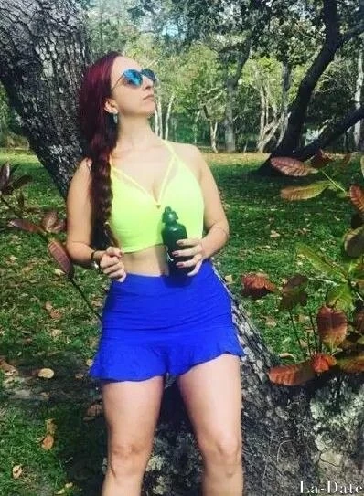 Laura Profile image 5