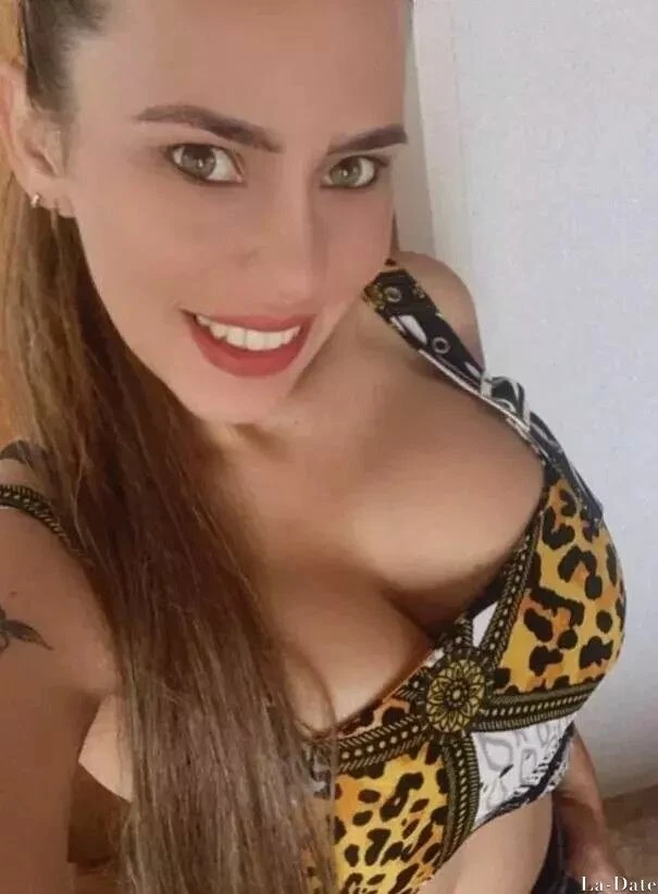 Carolina Profile image 3