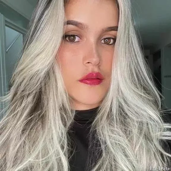 Amanda Mayara Profile image 1