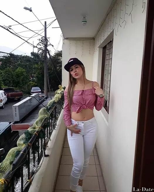 Franci Profile image 3