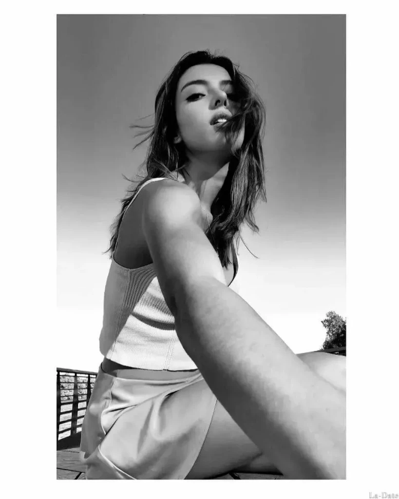 Geraldine Profile image 3