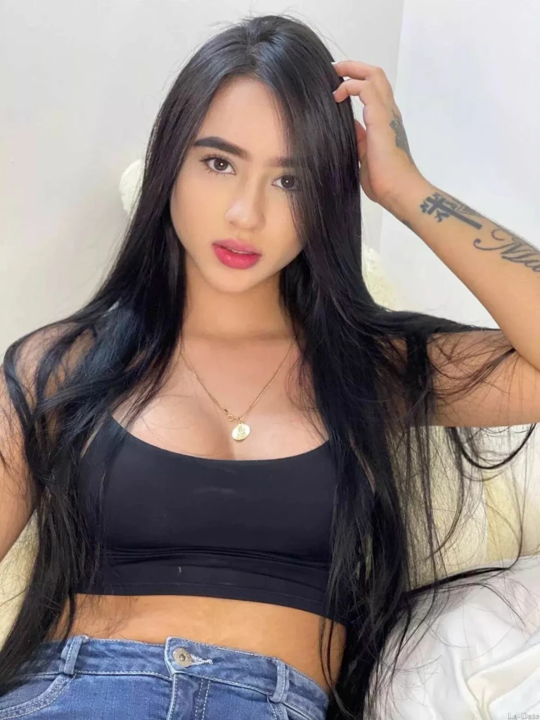 Gina Profile image 1