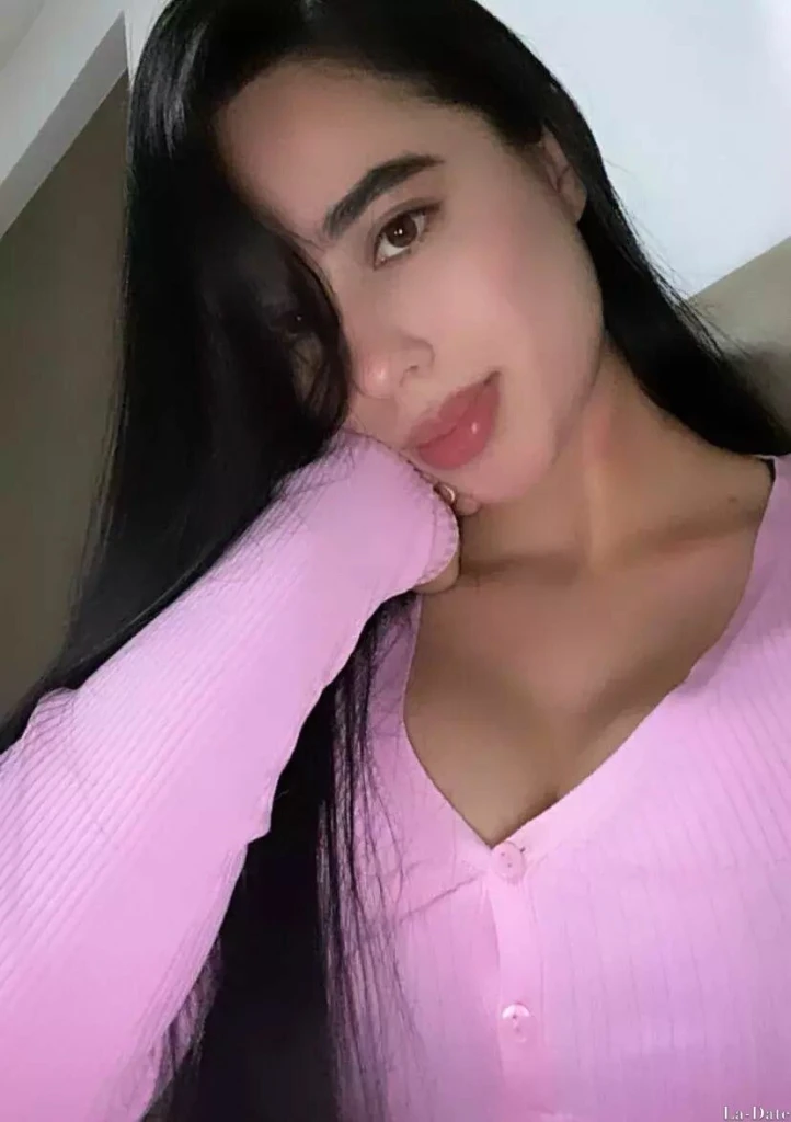 Gina Profile image 2