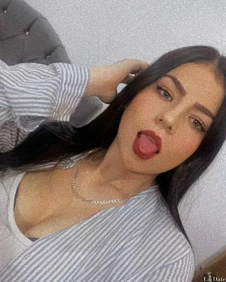 Natalia Estefania Profile image 5