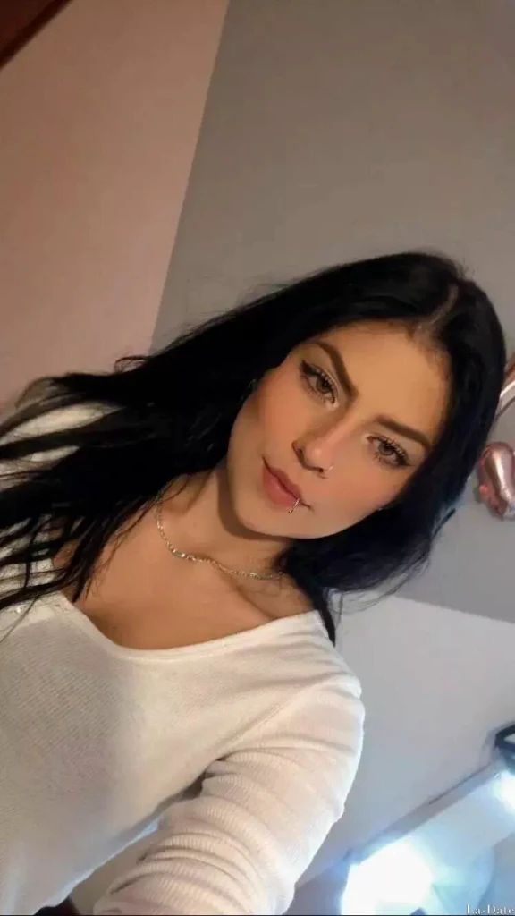 Natalia Estefania Profile image 3