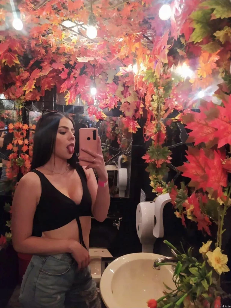 Natalia Estefania Profile image 6