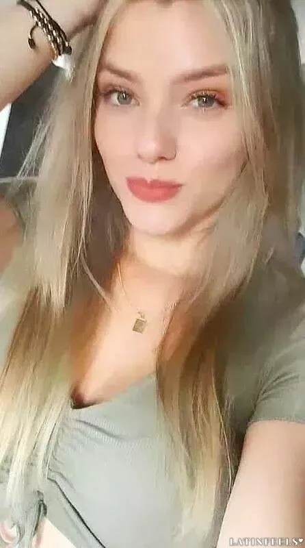 Camila Profile image 3