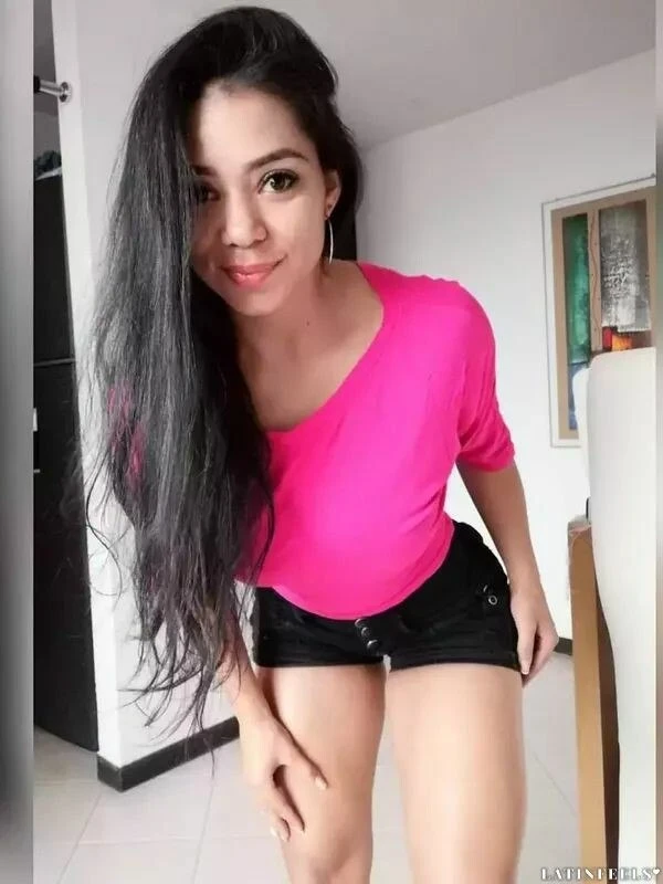 Andrea Profile image 2