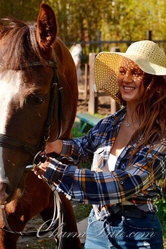 Maria Profile image 2