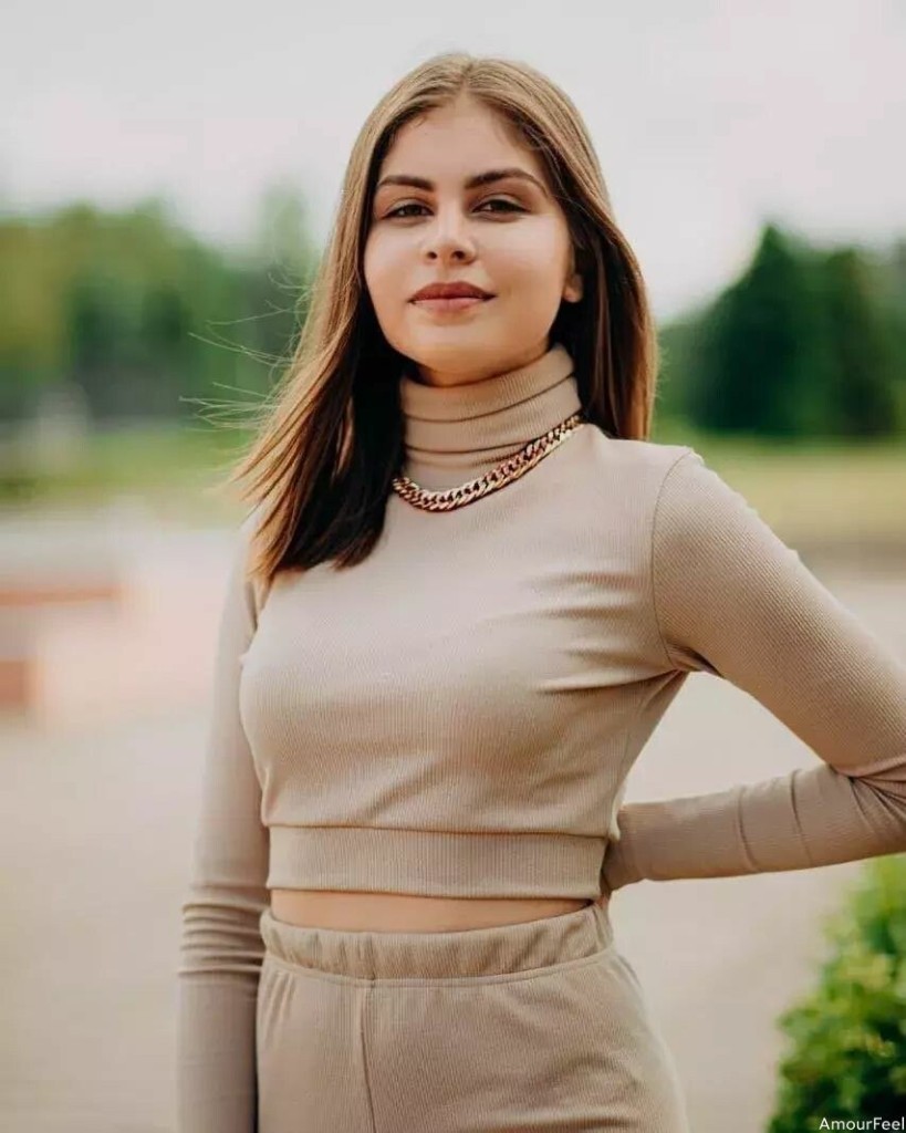 Natalia Profile image 6