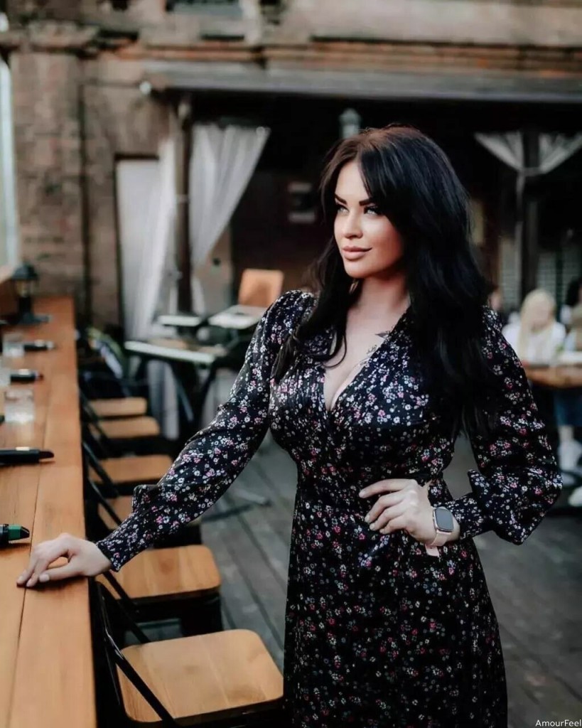 Alina Profile image 5