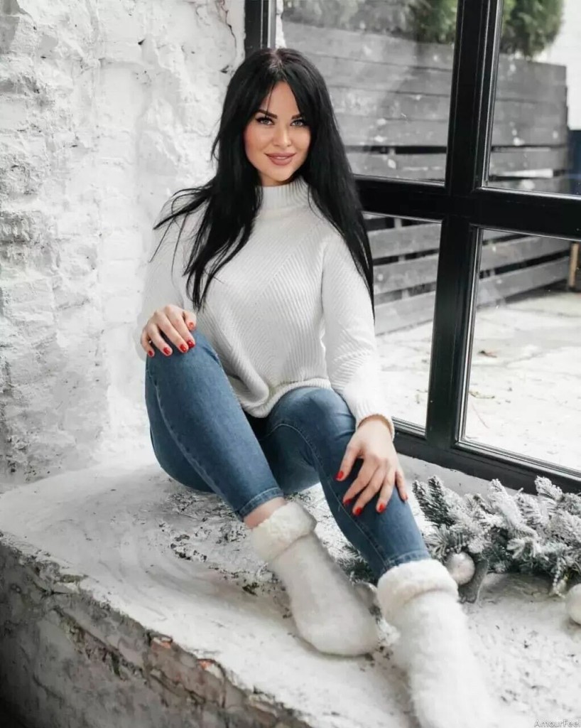 Alina Profile image 1