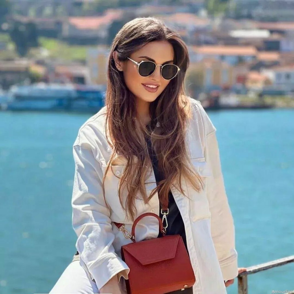 Natalia Profile image 3