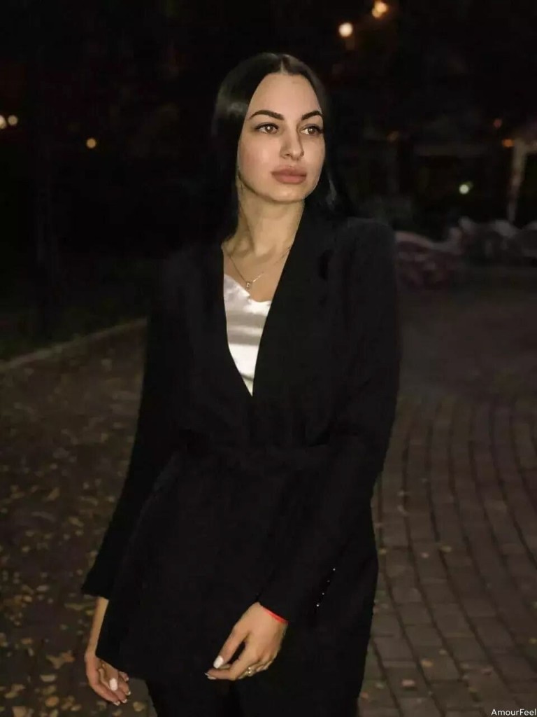 Viktoria Profile image 5