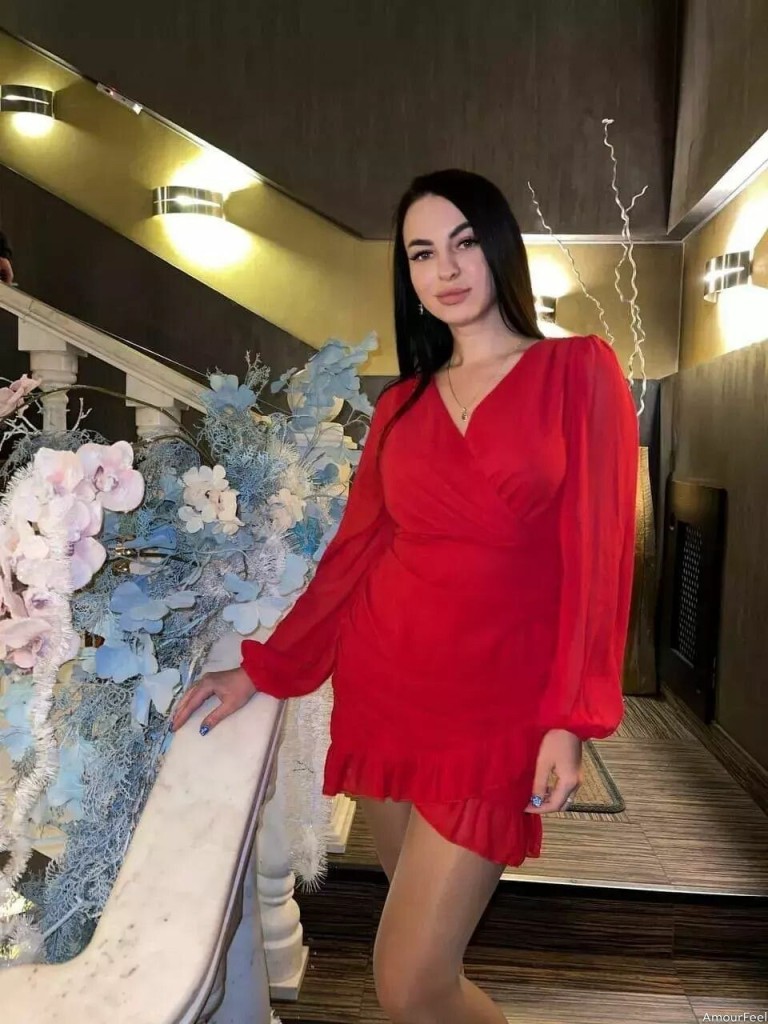 Viktoria Profile image 1