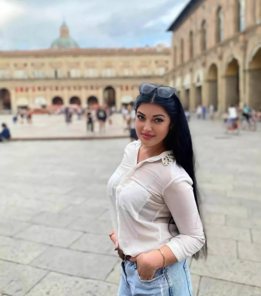 Maria Profile image 6