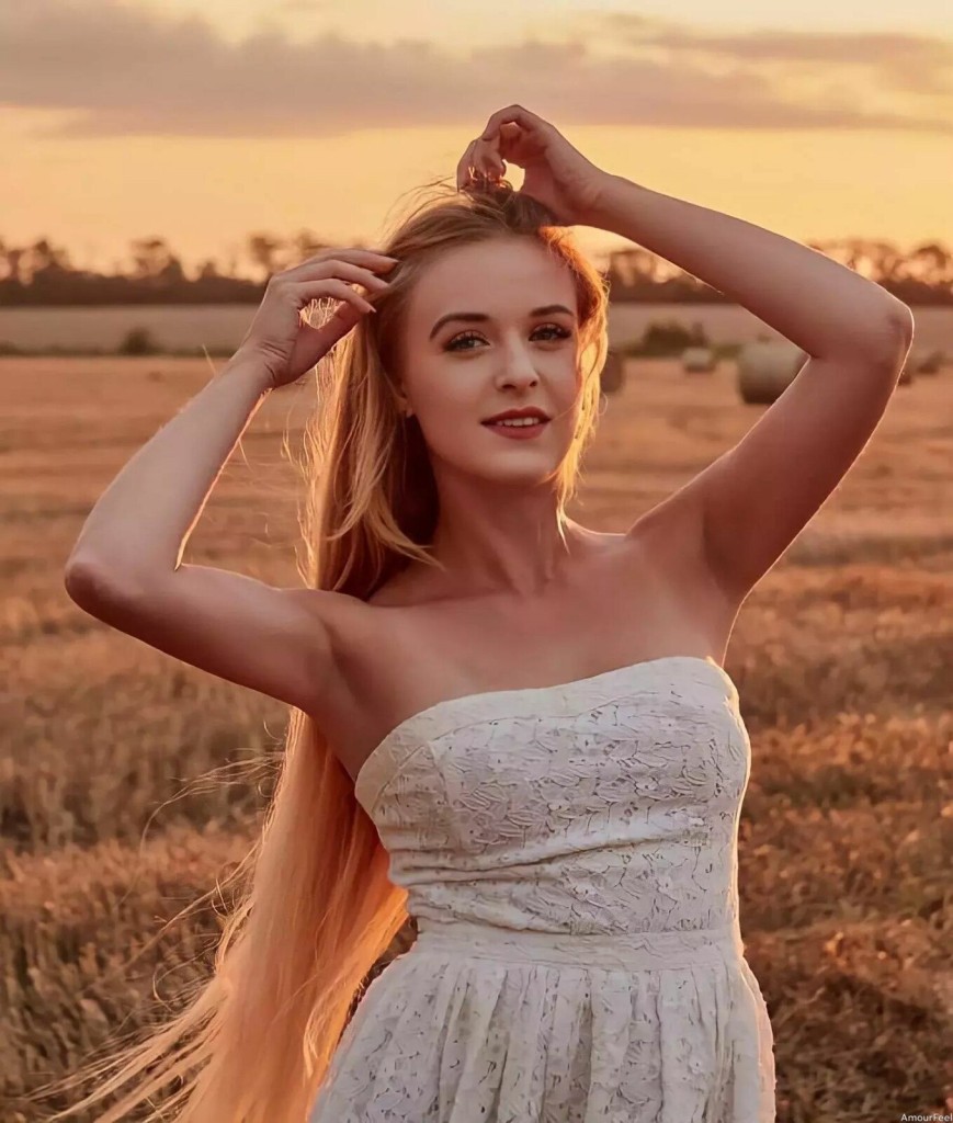 Stella Profile image 5