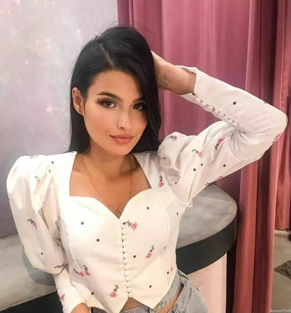 Lyudmila Profile image 1