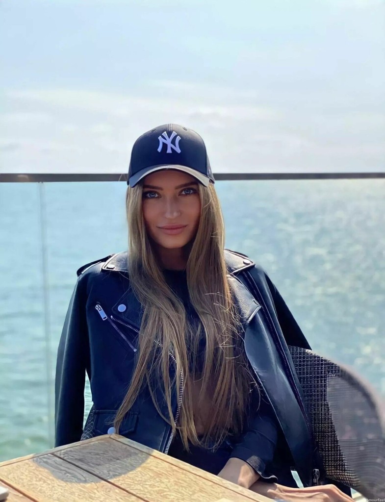 Sofiia Profile image 3