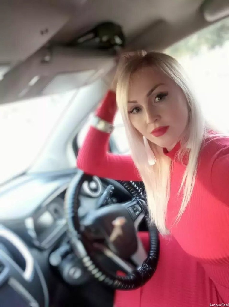 Yelena Profile image 2
